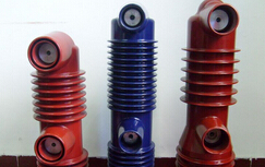 1443138946640616.jpg 固封極柱的結構特點